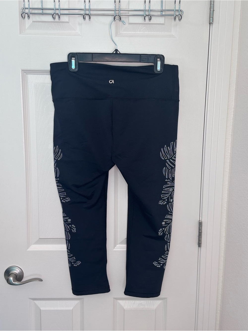 GapFit GFast Black Cropped Leggings Palm Print Size L Athletic Worko - Picture 3 of 11